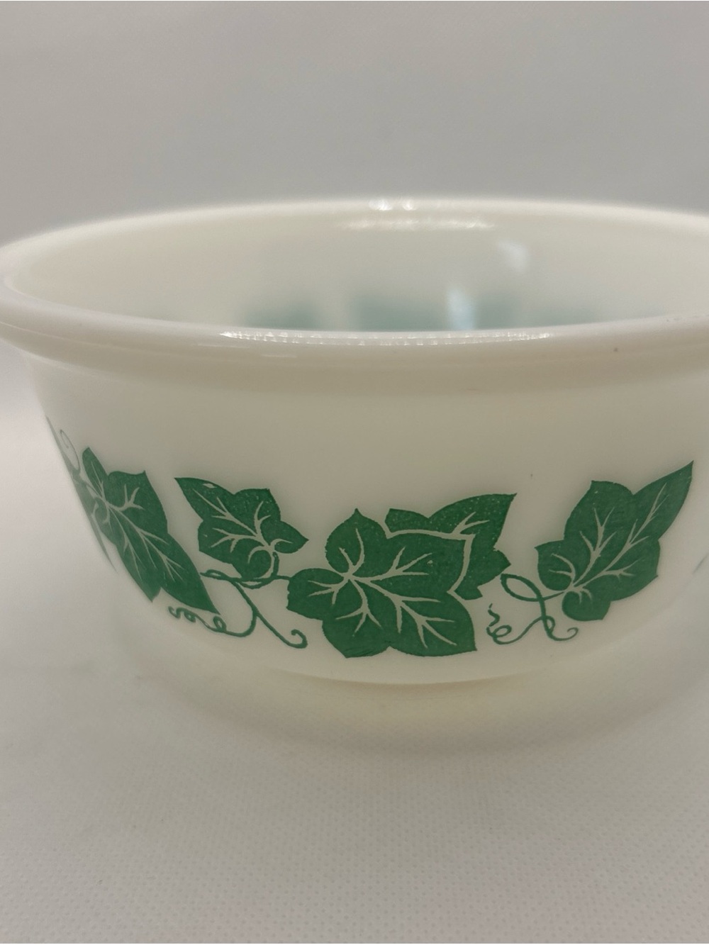 Hazel Atlas Ivy Leaf 6" Platonite Mixing Bowl. Vintage Kitchen MCM Nesting Bowl